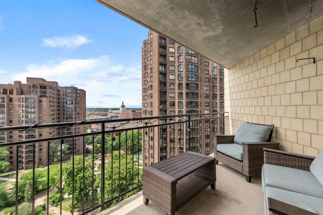 1225 Lasalle Avenue 1502, Minneapolis, MN 55403