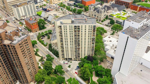 1225 Lasalle Avenue 1502, Minneapolis, MN 55403