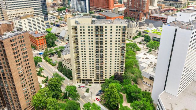 1225 Lasalle Avenue 1502, Minneapolis, MN 55403