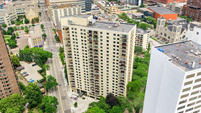 1225 Lasalle Avenue 1502, Minneapolis, MN 55403
