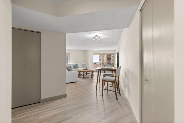 1225 Lasalle Avenue 1502, Minneapolis, MN 55403