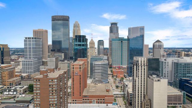 1225 Lasalle Avenue 1502, Minneapolis, MN 55403