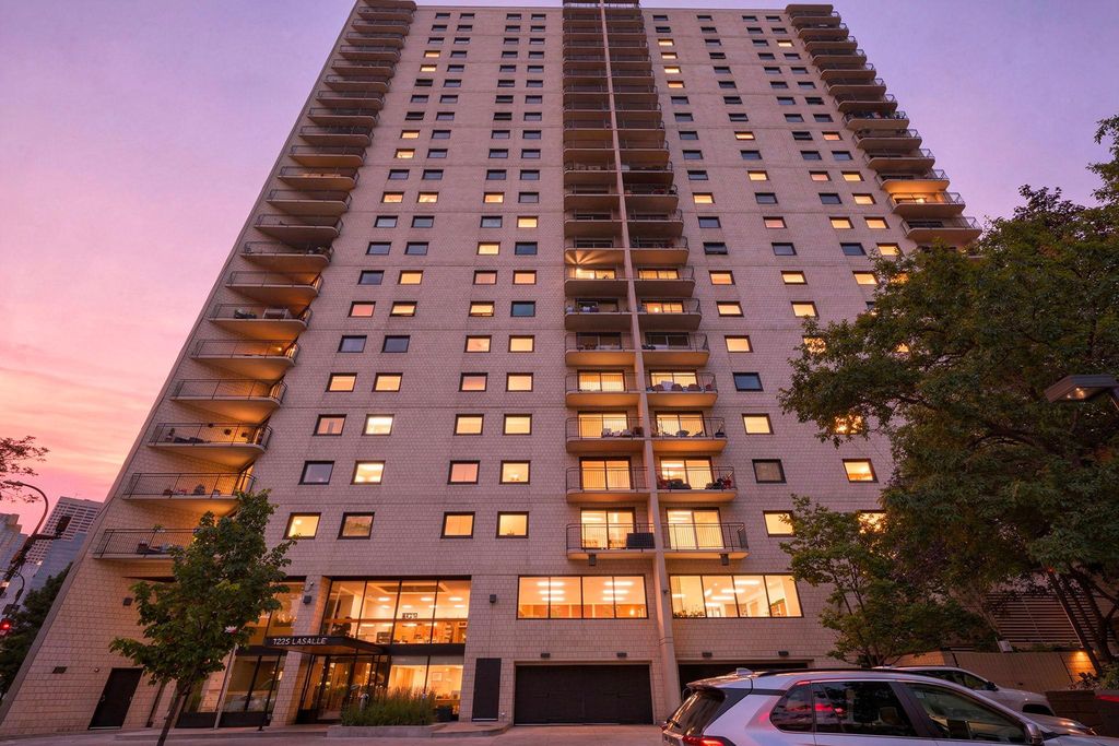 1225 Lasalle Avenue 1502, Minneapolis, MN 55403