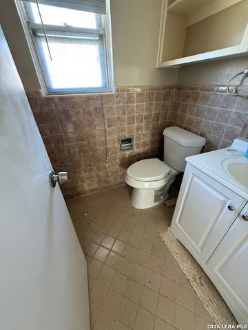 4515 Bikini, San Antonio, TX 78218