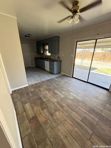 4515 Bikini, San Antonio, TX 78218