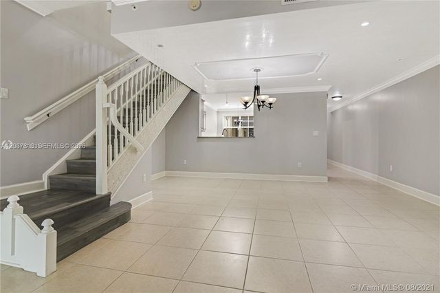 7594 SW 102nd Street 200, Pinecrest, FL 33156
