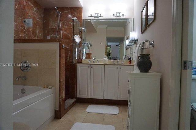 7594 SW 102nd Street 200, Pinecrest, FL 33156