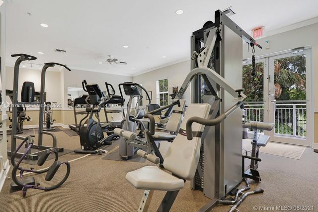 7594 SW 102nd Street 200, Pinecrest, FL 33156