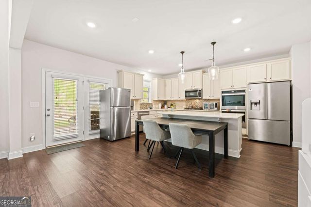 5065 Cooper Farm Drive, Buford, GA 30518