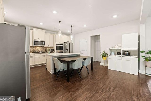 5065 Cooper Farm Drive, Buford, GA 30518