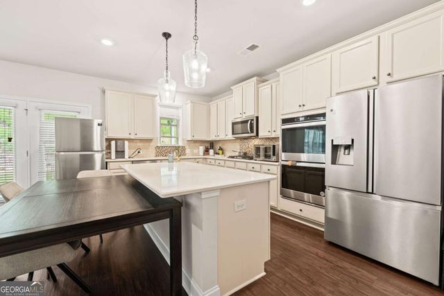 5065 Cooper Farm Drive, Buford, GA 30518