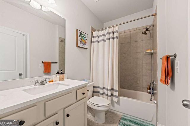 5065 Cooper Farm Drive, Buford, GA 30518