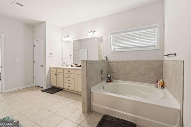 5065 Cooper Farm Drive, Buford, GA 30518