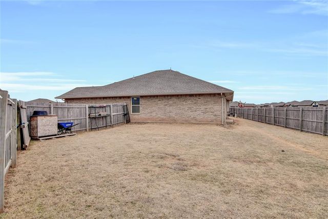 9005 SW 48th Terrace, Oklahoma City, OK 73179