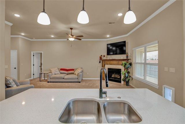 9005 SW 48th Terrace, Oklahoma City, OK 73179