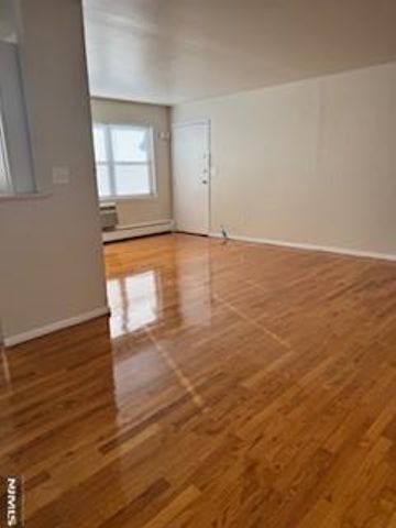 222 Garibaldi Avenue 47, Lodi, NJ 07644