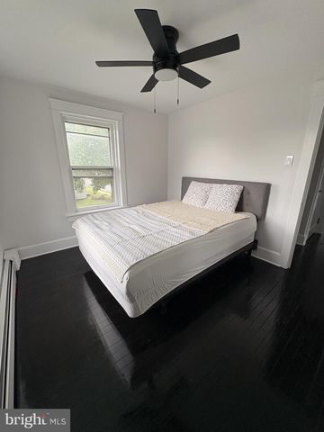 2101 W PHILADELPHIA ST, York, PA 17404