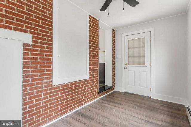 2101 W PHILADELPHIA ST, York, PA 17404