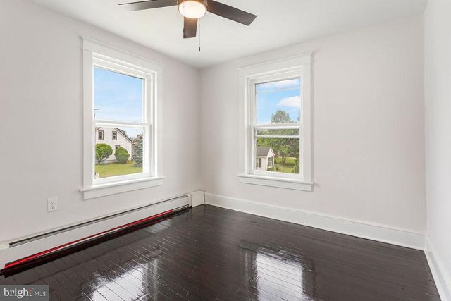 2101 W PHILADELPHIA ST, York, PA 17404