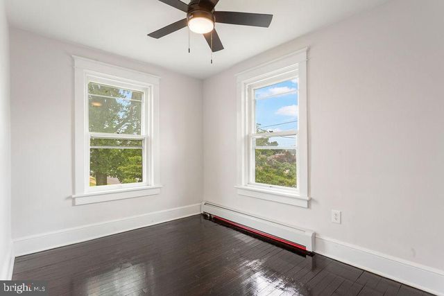 2101 W PHILADELPHIA ST, York, PA 17404