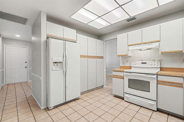 2015 LUCKY STREET, Port Charlotte, FL 33948