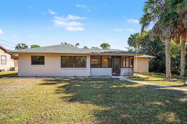 2015 LUCKY STREET, Port Charlotte, FL 33948