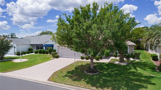 1813 CARYLE LANE, The Villages, FL 32162
