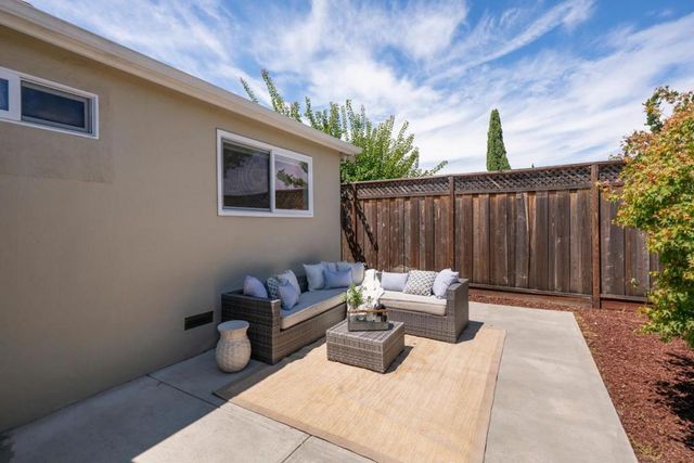 737 Myrtle Street, Redwood City, CA 94061