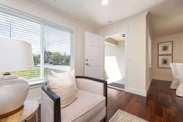 737 Myrtle Street, Redwood City, CA 94061