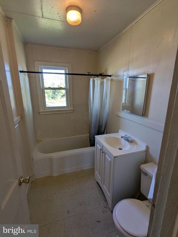 1106 FIRST AVE, Seabrook, NJ 08302