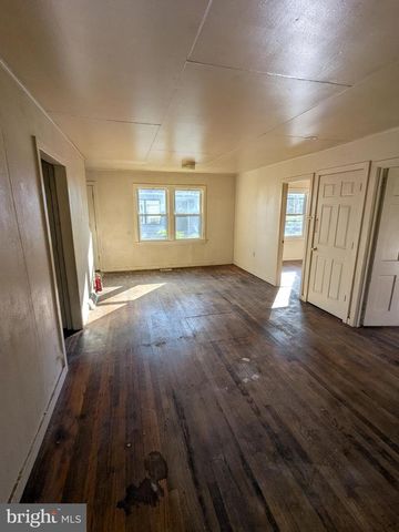 1106 FIRST AVE, Seabrook, NJ 08302