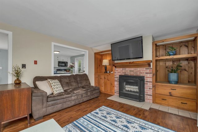 21 Percy Drive, Wolfeboro, NH 03894