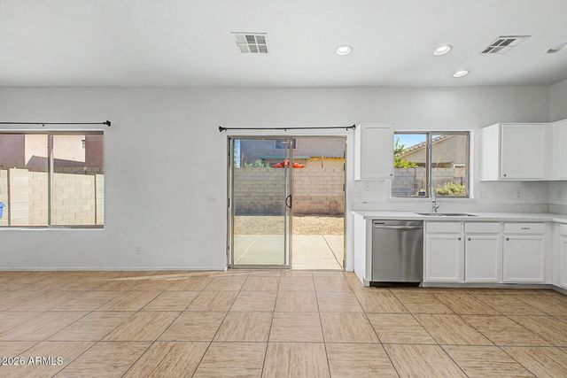 625 E ATLANTA Avenue, Phoenix, AZ 85040