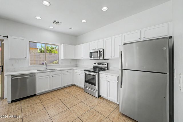 625 E ATLANTA Avenue, Phoenix, AZ 85040