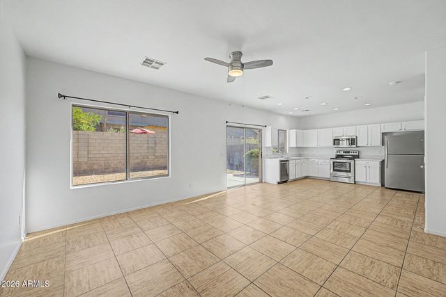 625 E ATLANTA Avenue, Phoenix, AZ 85040