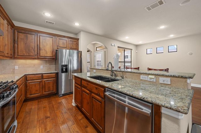 4332 Teravista Club DR 15, Round Rock, TX 78665