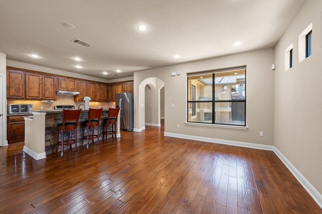 4332 Teravista Club DR 15, Round Rock, TX 78665