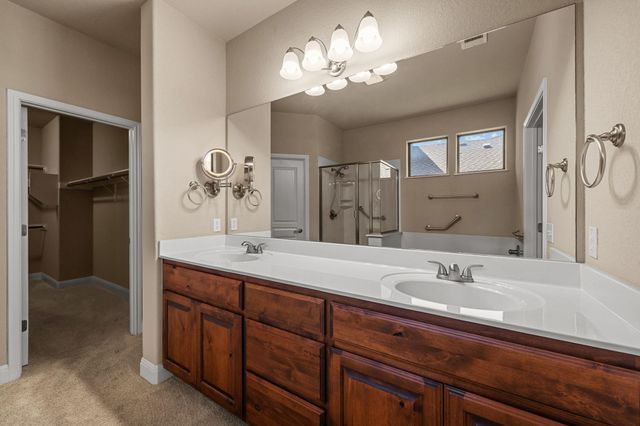 4332 Teravista Club DR 15, Round Rock, TX 78665