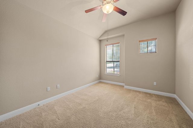 4332 Teravista Club DR 15, Round Rock, TX 78665