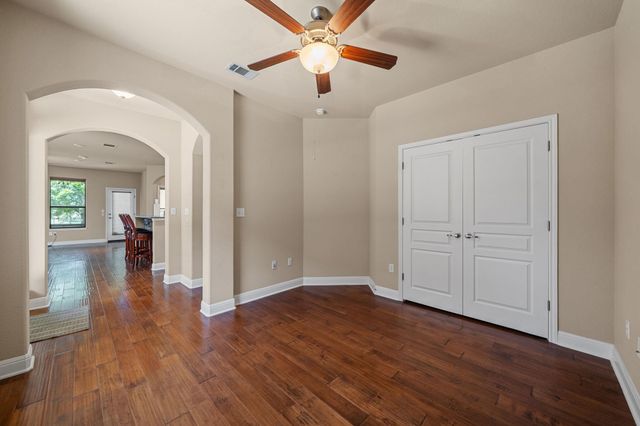 4332 Teravista Club DR 15, Round Rock, TX 78665