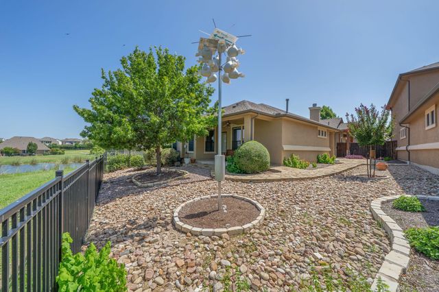 4332 Teravista Club DR 15, Round Rock, TX 78665