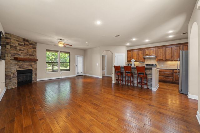 4332 Teravista Club DR 15, Round Rock, TX 78665