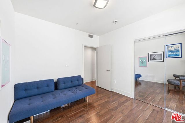 11321 Missouri Avenue 203, Los Angeles, CA 90025