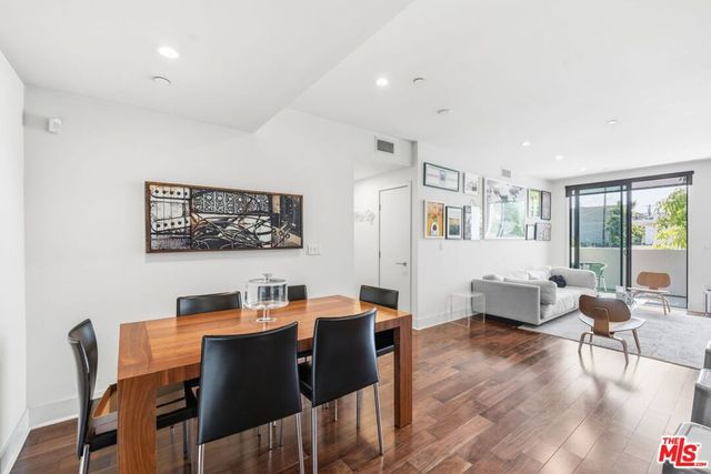 11321 Missouri Avenue 203, Los Angeles, CA 90025