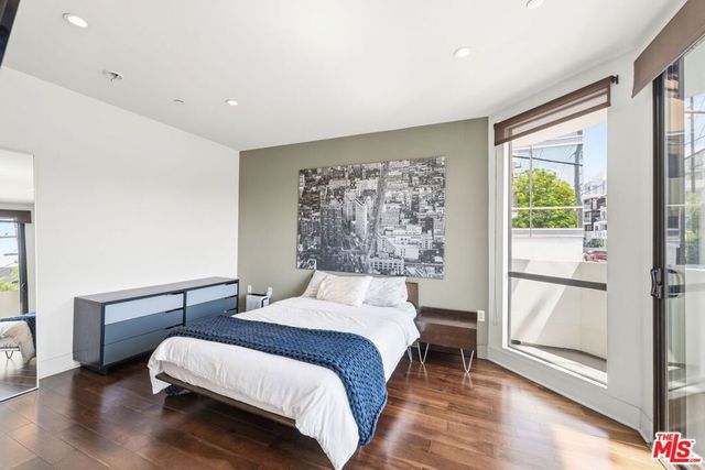 11321 Missouri Avenue 203, Los Angeles, CA 90025