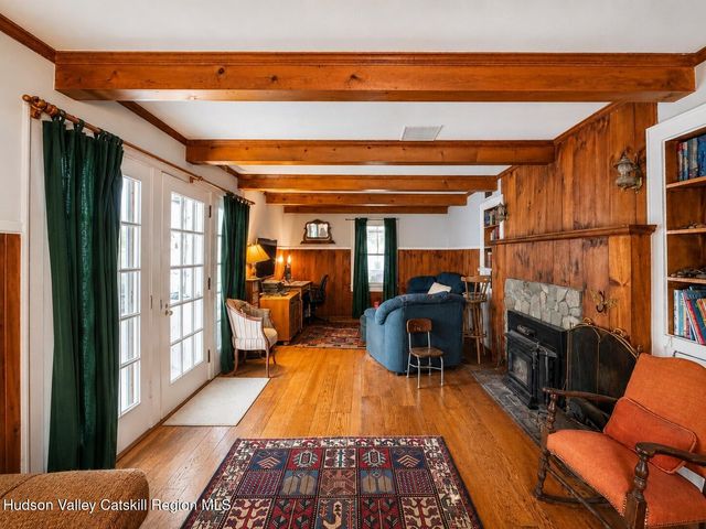 7907 Route 81, Oak Hill, NY 12460