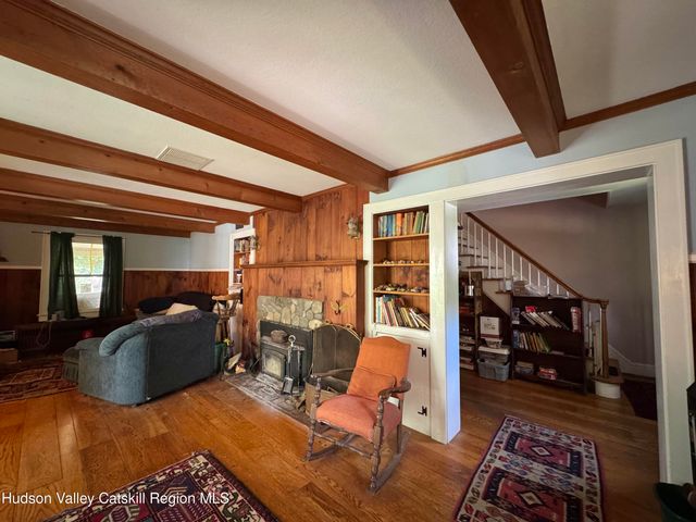 7907 Route 81, Oak Hill, NY 12460