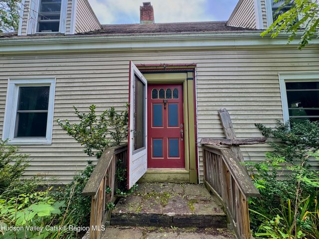 7907 Route 81, Oak Hill, NY 12460