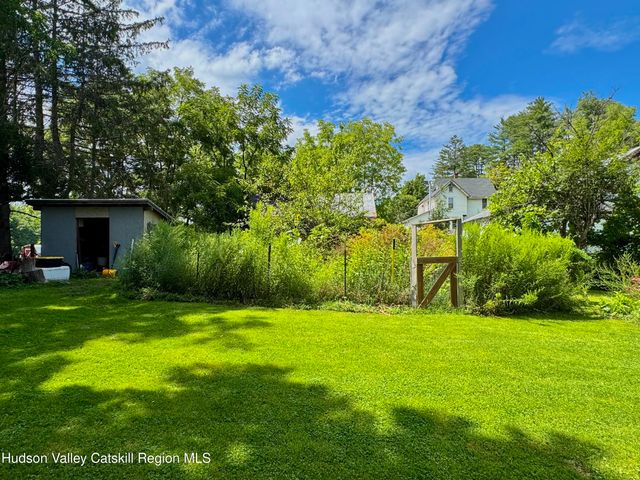 7907 Route 81, Oak Hill, NY 12460
