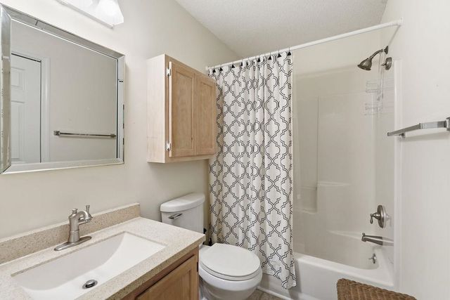 201 Landing Rd Apt E, North Myrtle Beach, SC 29582